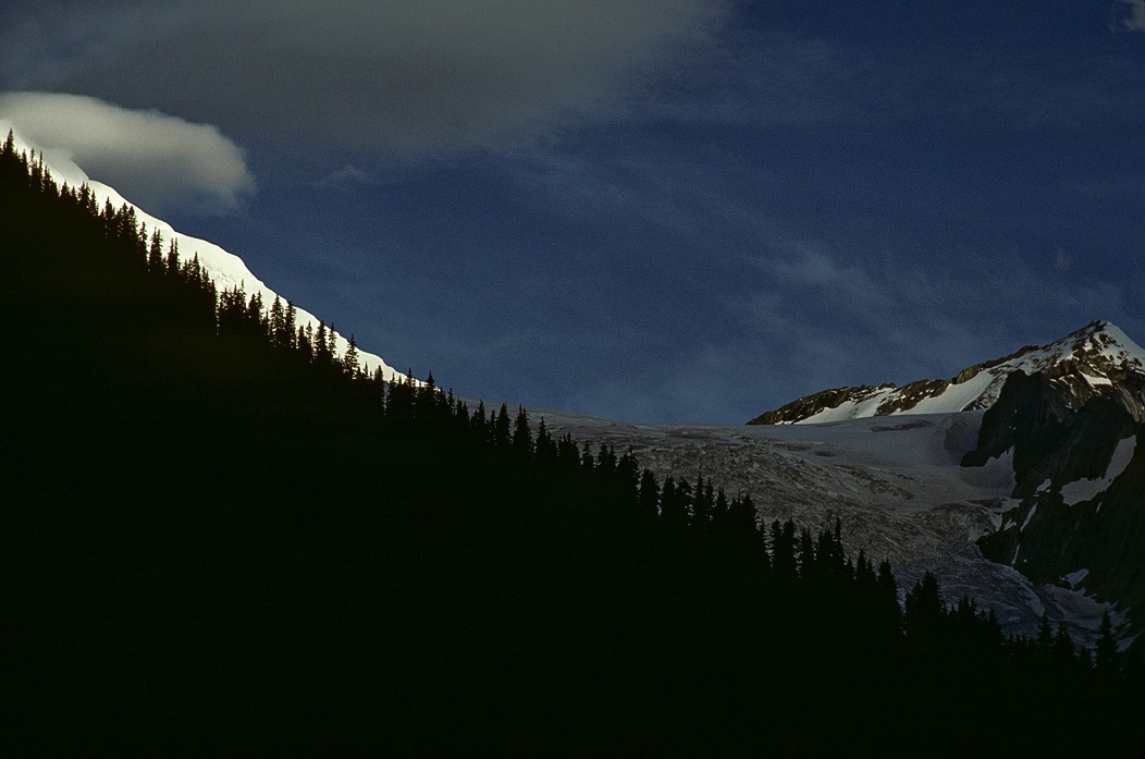 1976CRE22, ©Tim Medley