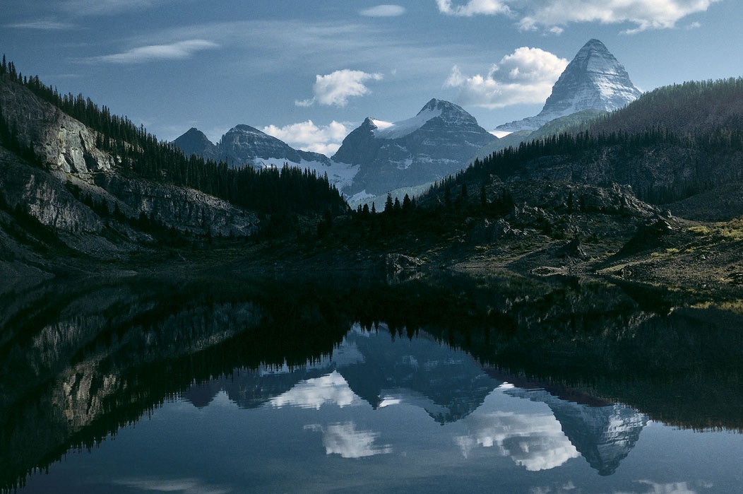 199100514 ©Tim Medley - Og Lake, Terrapin Mountain, Mt. Magog, Mt. Assiniboine, Mt. Assiniboine Provincial Park, BC