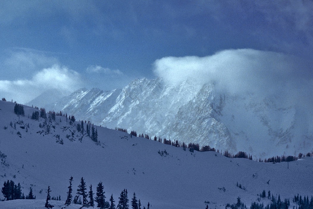 198700225 ©Tim Medley - Snowbird, UT