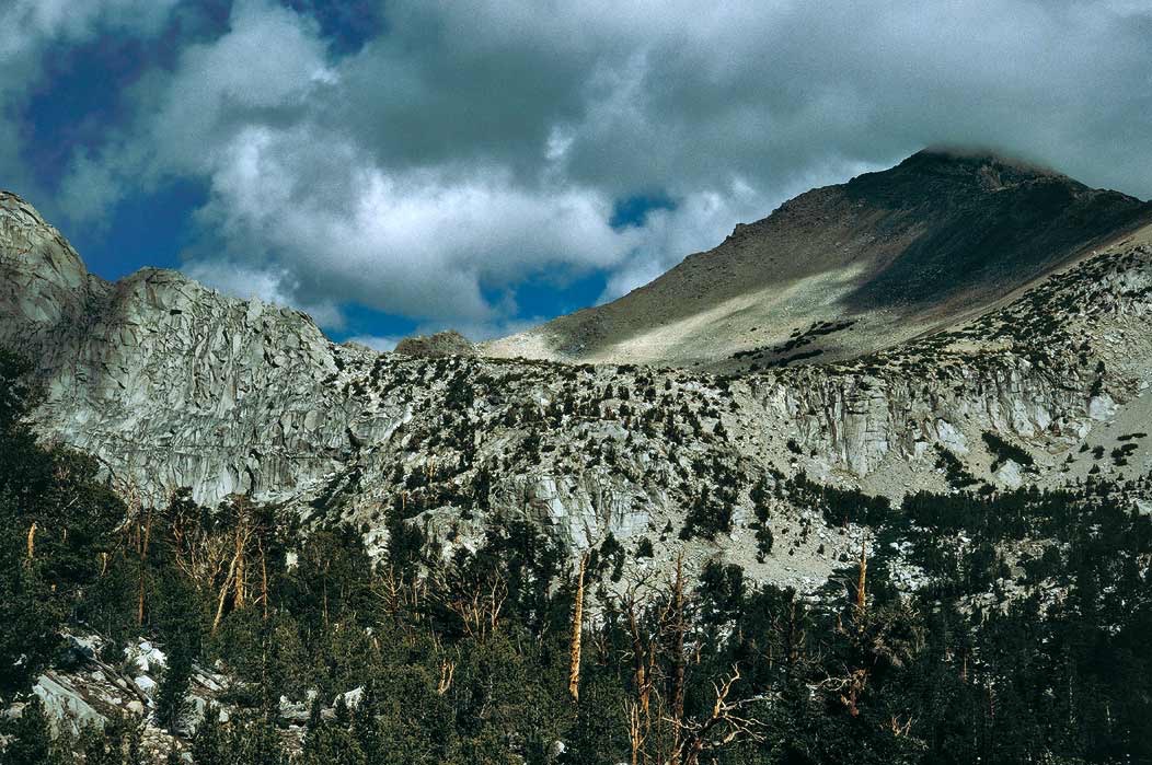 199200208 ©Tim Medley - Kearsarge Pass, Kearsarge Pass Trail, John Muir Wilderness, CA