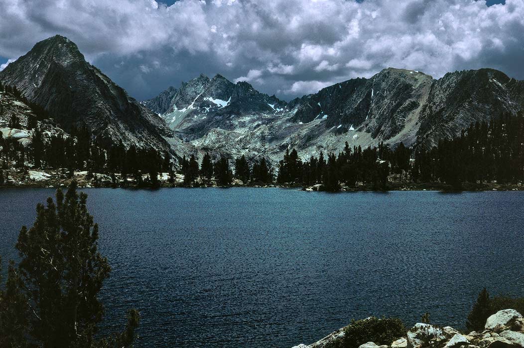 199200235 ©Tim Medley - Buillfrog Lake, Kearsarge Pass Trail, Kings Canyon NP, CA
