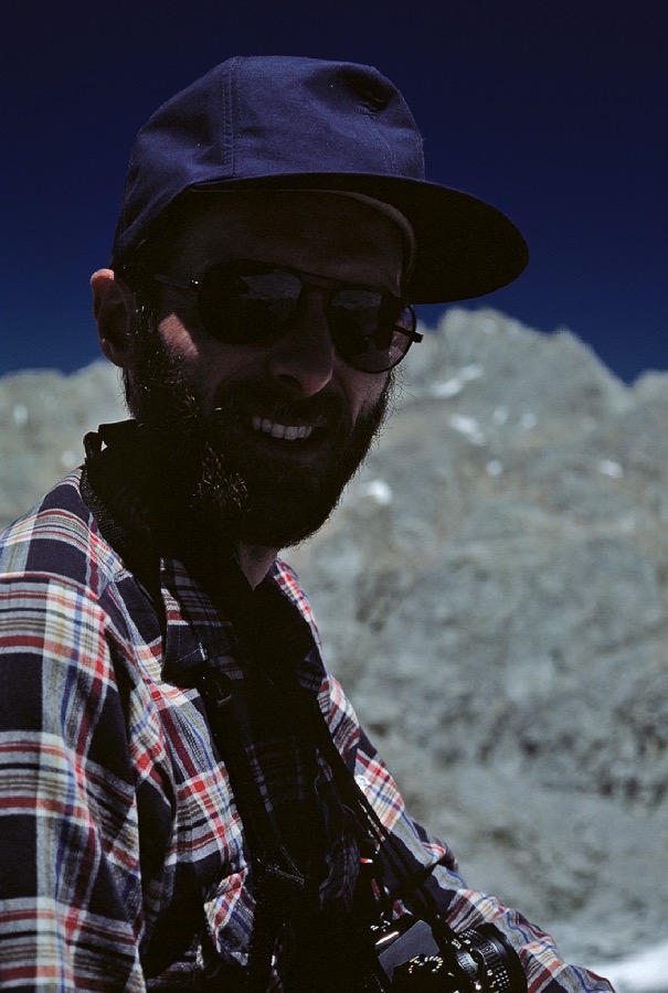 198706834 ©Tim Medley - Pass SE of Seven Gables Mountain, John Muir Wilderness, CA