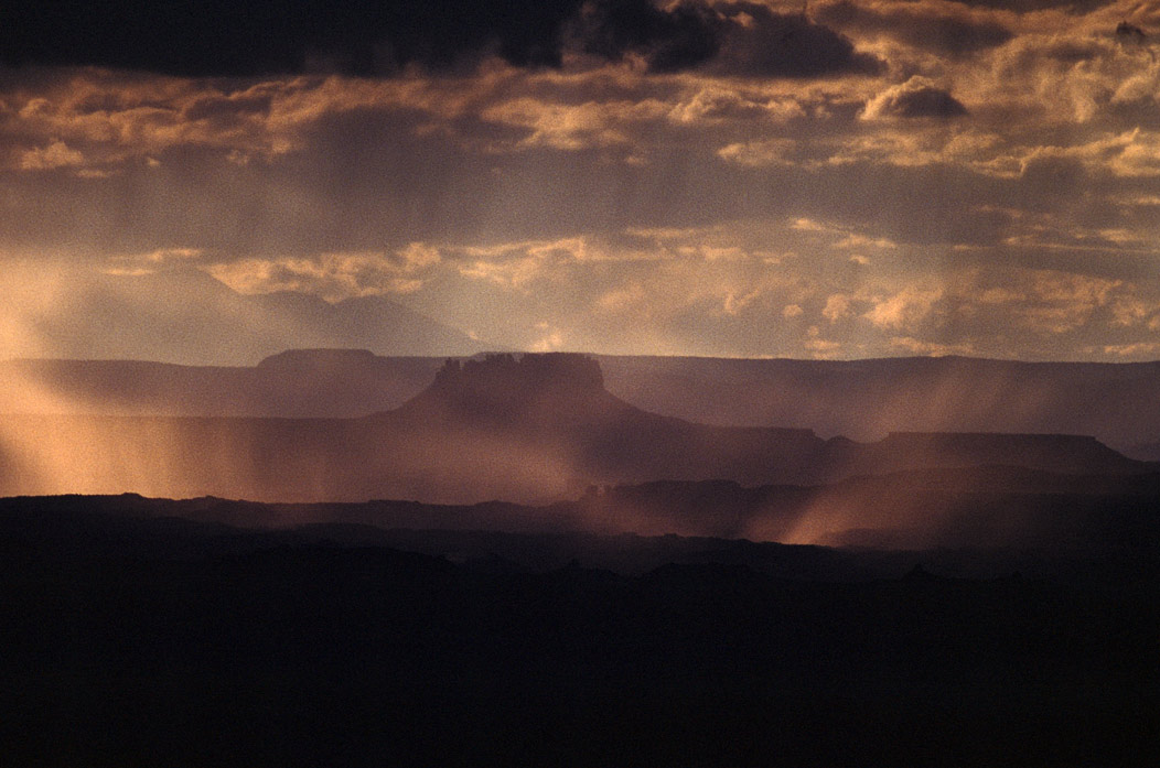 198710726 ©Tim Medley - Hatch Point, Canyon Rims Recreation Area, UT