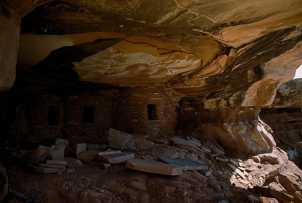 198712220 ©Tim Medley - Granaries, Cedar Mesa, UT